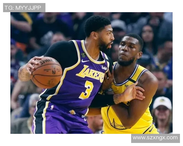 勇士与雷霆激战31号之夜球星对决引爆全场热情 勇士与雷霆激战31号之夜球星对决引爆全场热情