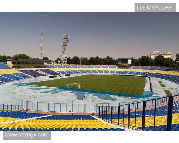 塔什干棉农与柏斯的精彩对决揭示了足球战术与团队合作的重要性