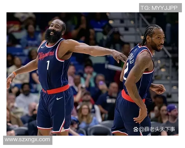 快船与篮网激战正酣现场直播全程回顾与精彩瞬间分析