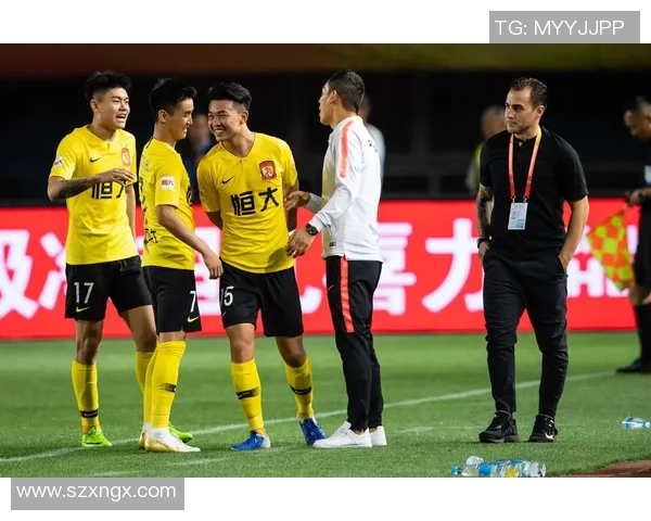 恒大与建业全场精彩对决回顾分析及赛后精彩瞬间总结